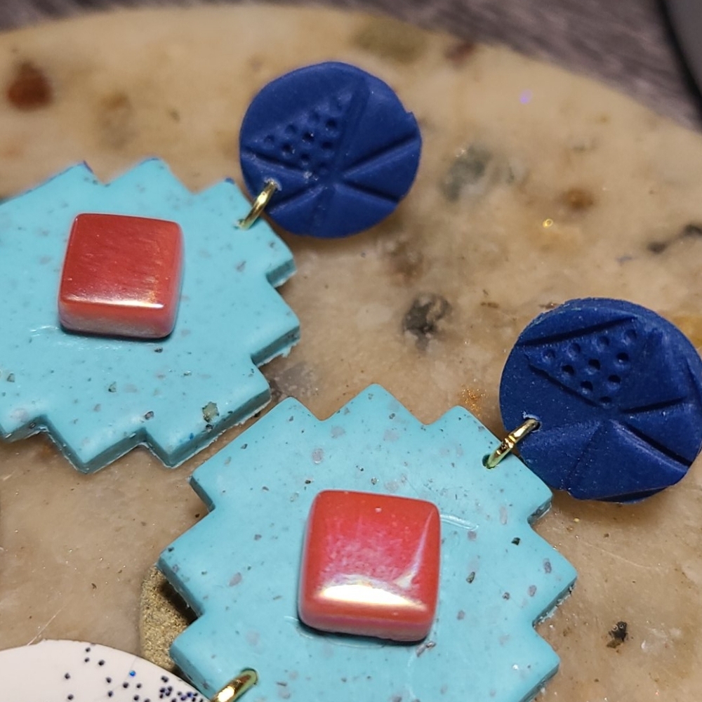 Aztec Earrings - Picture 10 of 11